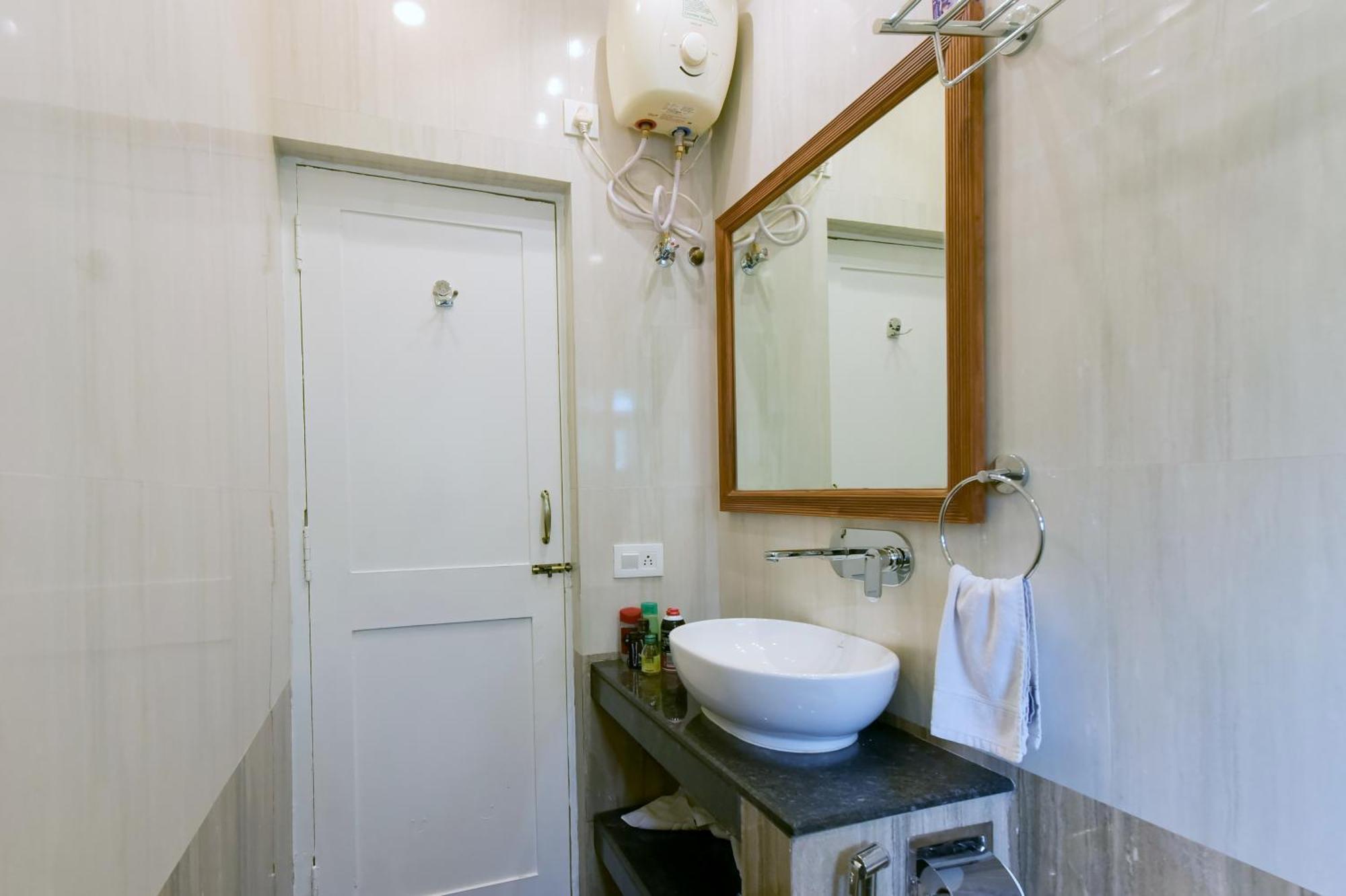 באג'ה 2 Bedroom Apartment In Resort On Candolim Beach מראה חיצוני תמונה